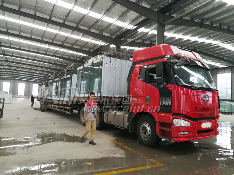 <b>艾尼尔供应滑县候车亭成功发货！</b>