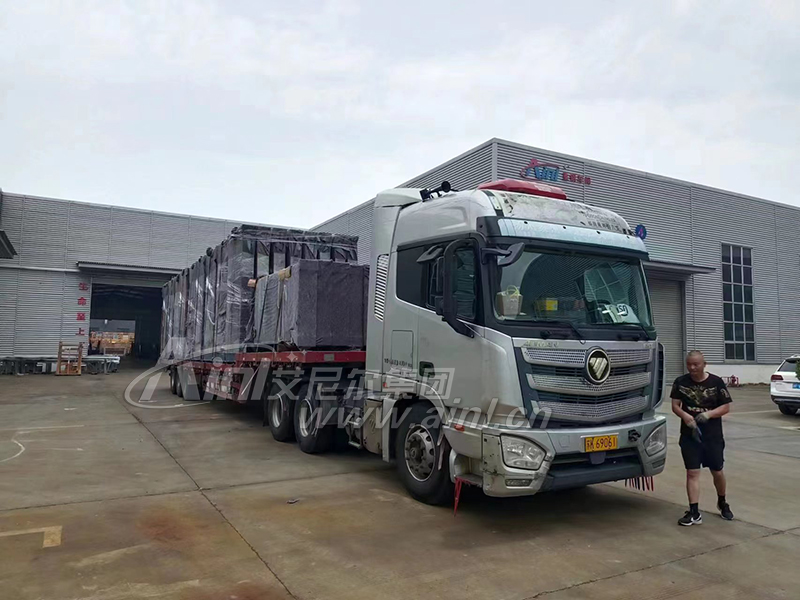 <b>艾尼尔供应象山候车亭成功发货！</b>