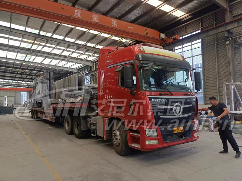 <b>艾尼尔供应海南候车亭成功发货！</b>