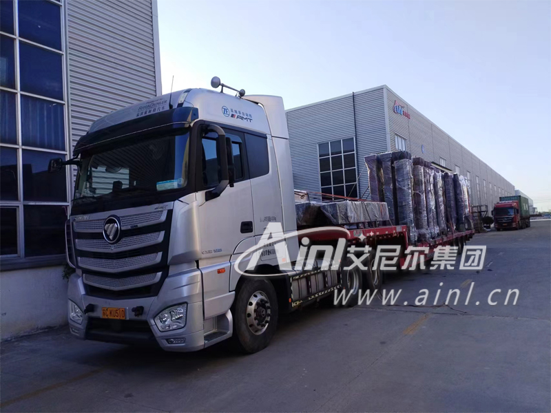 <b>艾尼尔供应青海候车亭第三车成功发货！</b>